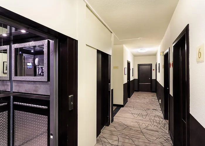 Best Western Mediterranee MentonAlbergo